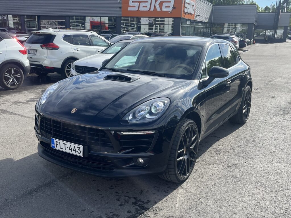 Porsche - Macan - S Diesel Porsche - Macan - S Diesel - Maastoauto