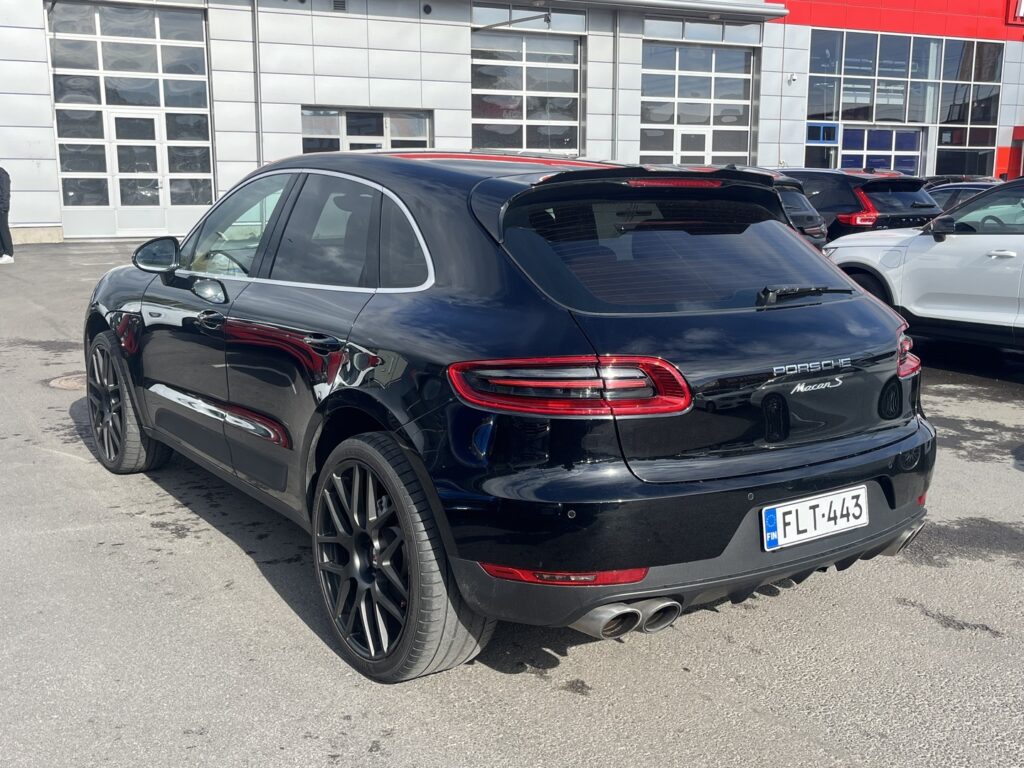 Porsche - Macan - S Diesel Porsche - Macan - S Diesel - Maastoauto