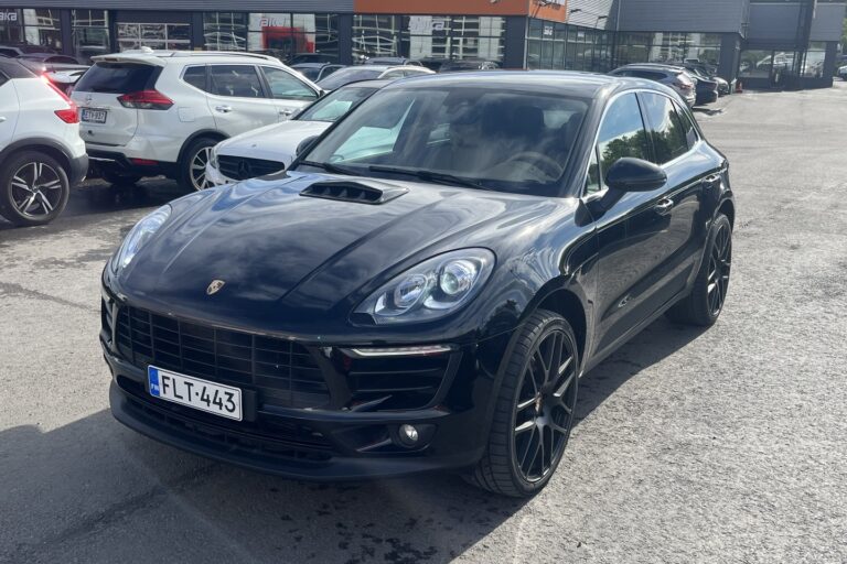 Porsche - Macan - S Diesel - Maastoauto