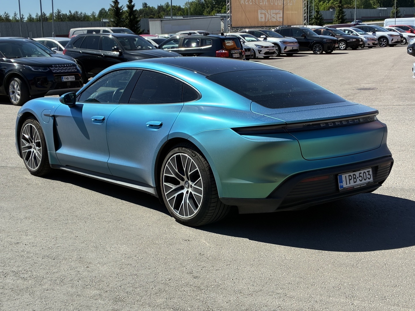 Porsche - Taycan - Base 350 kW 93kWh Battery Performance+ - Sedan