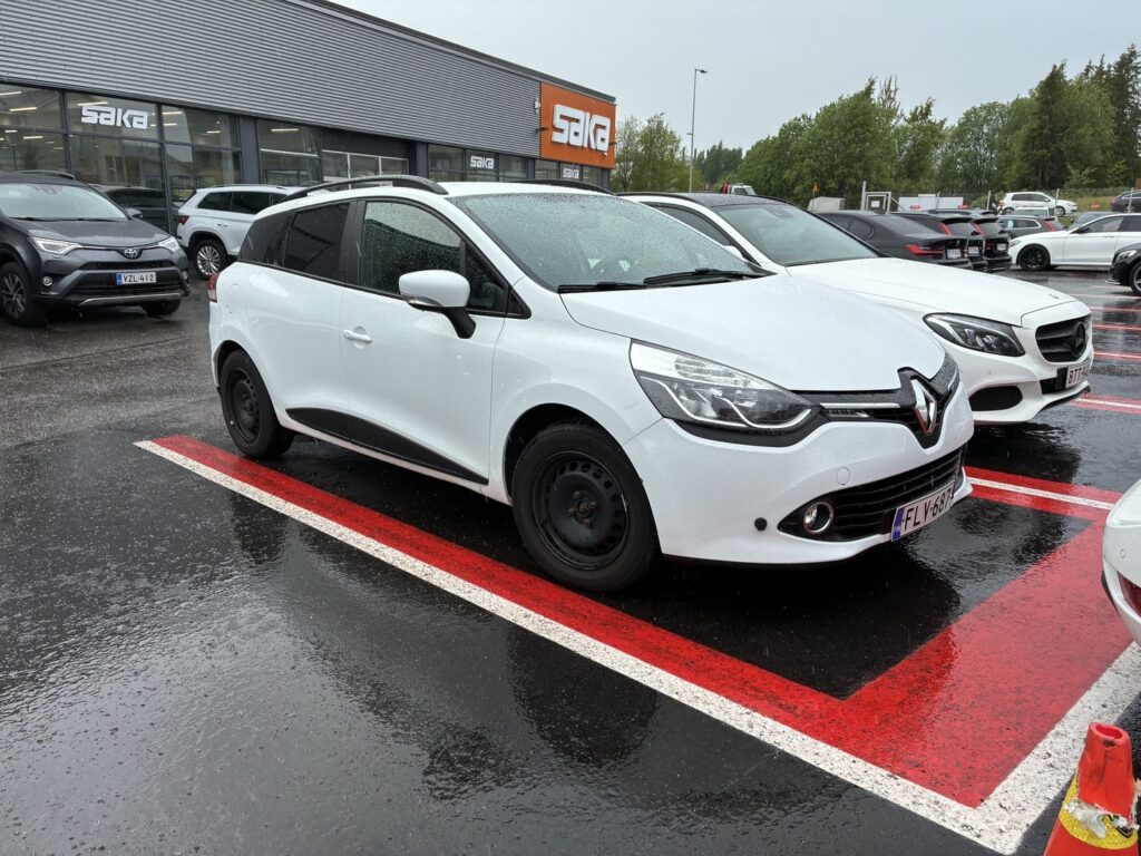 Renault - Clio - Sport Tourer Energy TCe 90 S&S Navi Style Renault - Clio - Sport Tourer Energy TCe 90 S&S Navi Style - Farmari