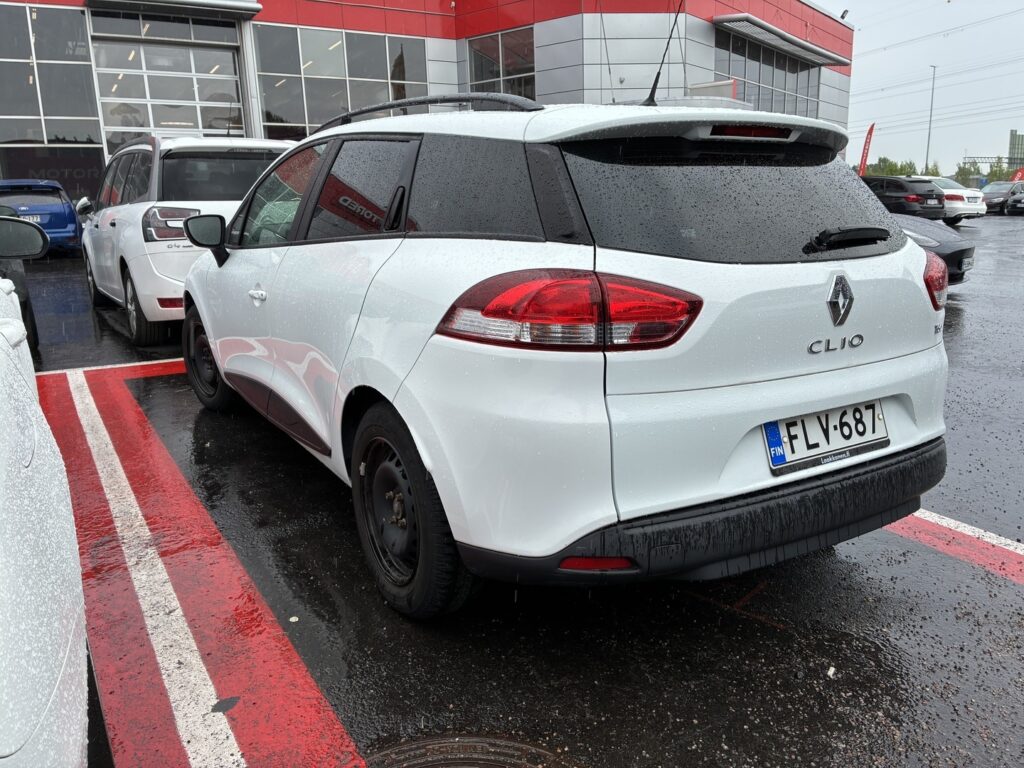 Renault - Clio - Sport Tourer Energy TCe 90 S&S Navi Style Renault - Clio - Sport Tourer Energy TCe 90 S&S Navi Style - Farmari