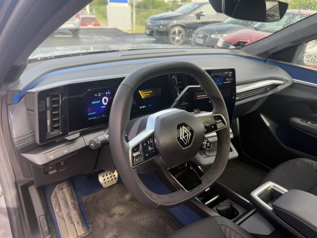 Renault - Scenic - E-Tech electric 220hv long range esprit Alpine business Renault - Scenic - E-Tech electric 220hv long range esprit Alpine business - Maastoauto