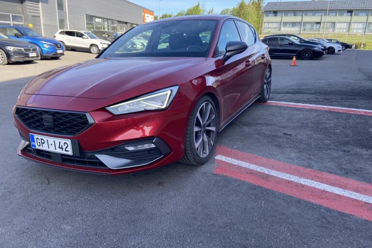 Seat - Leon - 1,5 eTSI 150 Hybrid FR DSG - Viistoperä