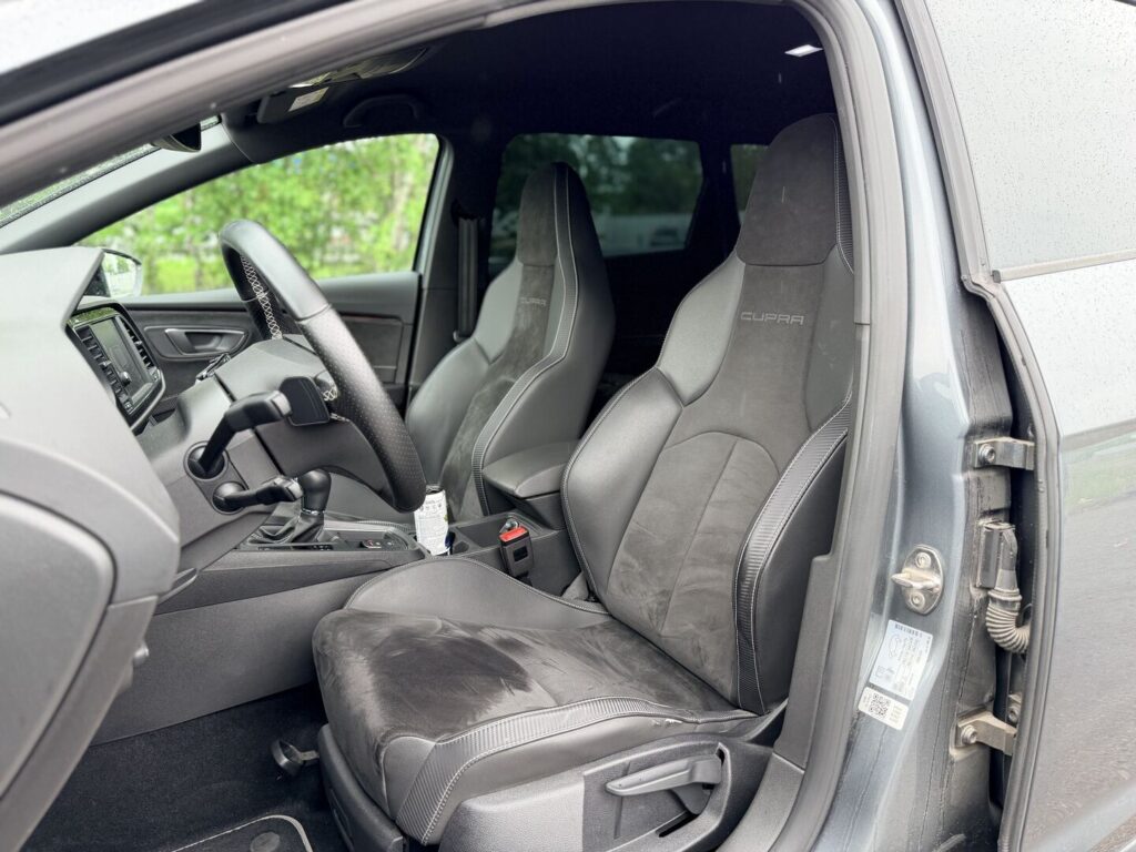 Seat - Leon ST - // Suomi-auto / LED / ACC / Perf.istuimet / Webasto / Miltek putkisto / Racingline intake / SEAT Sound system / Navi // Seat - Leon ST - // Suomi-auto / LED / ACC / Perf.istuimet / Webasto / Miltek putkisto / Racingline intake / SEAT Sound system / Navi // - Farmari