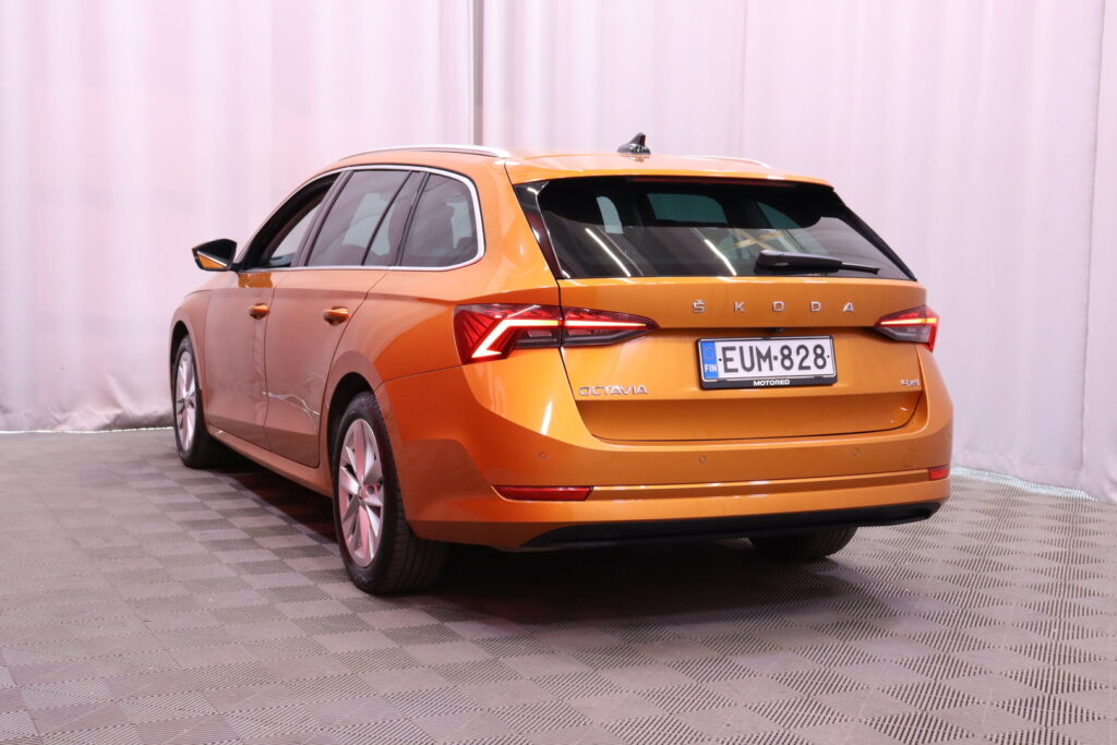 Skoda - Octavia - Combi 2.0 TDI 150 4x4 Style Nordic Edition DSG Autom. // 1.om Suomi-Auto / Merkkihuollettu / Webasto / Matrix / ACC // Skoda - Octavia - Combi 2.0 TDI 150 4x4 Style Nordic Edition DSG Autom. // 1.om Suomi-Auto / Merkkihuollettu / Webasto / Matrix / ACC // - Farmari
