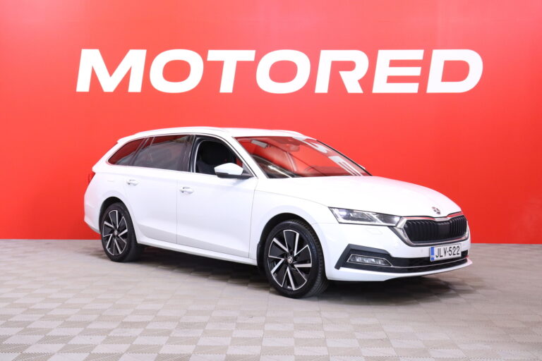 Skoda - Octavia - Combi 1,4 TSI PHEV Style iV DSG Autom // Kamera / Webasto / ACC / Digimittari / Navi // - Farmari