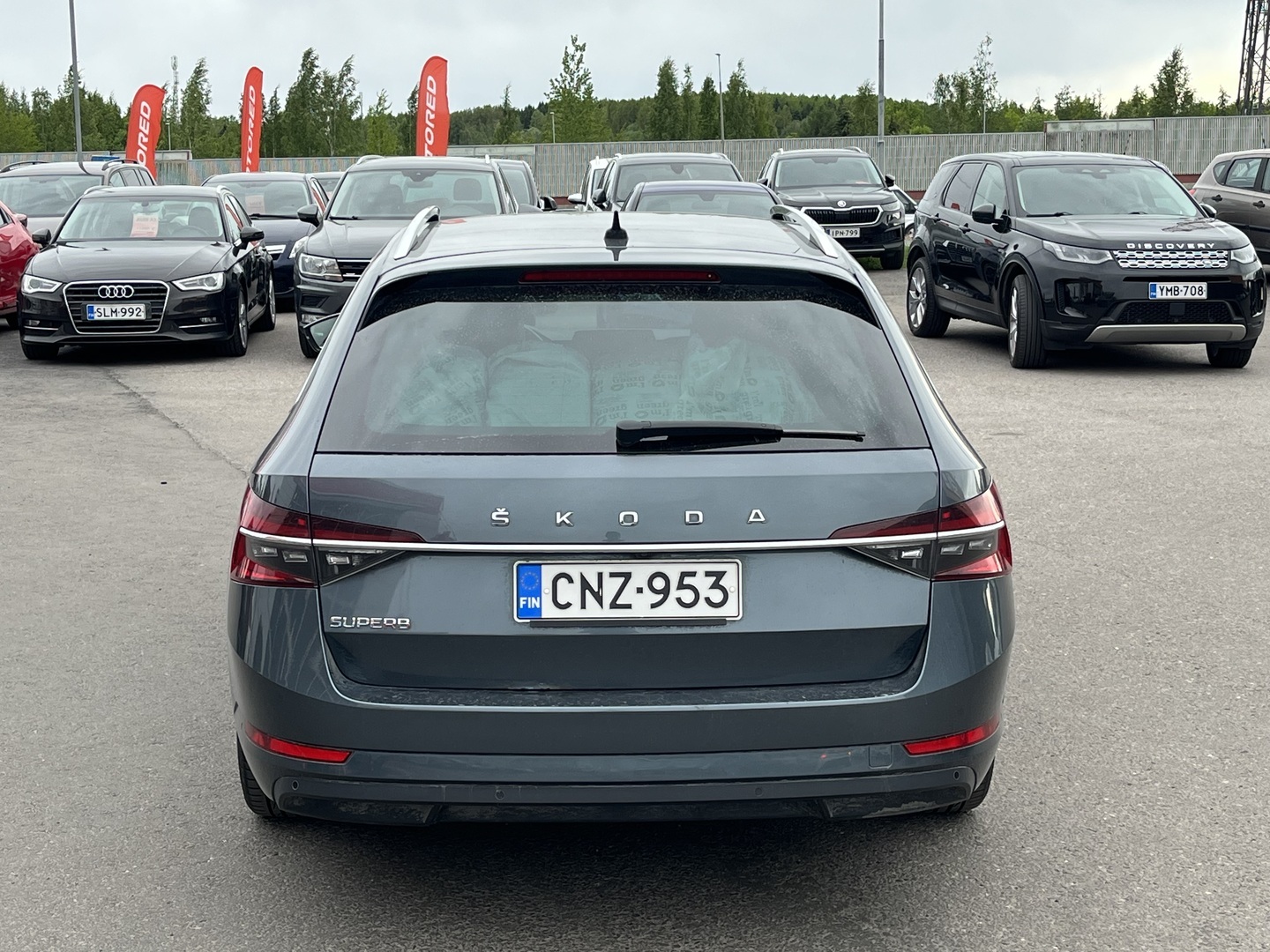 Skoda - Superb - Combi 2,0 TDI 190 Style DSG // 1-om. Suomi / Merkkihuollettu / Matrix / Webasto / ACC / Digimittaristo / Canton / Kamera // - Farmari