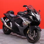 Suzuki - GSX - 1300R Hayabusa // Suomi-pyörä / Akrapovic-putkisto / Huoltokirja / ABS / Ajomodet / Kahvanlämmittimet // - Moottoripyörä