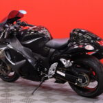 Suzuki - GSX - 1300R Hayabusa // Suomi-pyörä / Akrapovic-putkisto / Huoltokirja / ABS / Ajomodet / Kahvanlämmittimet // - Moottoripyörä