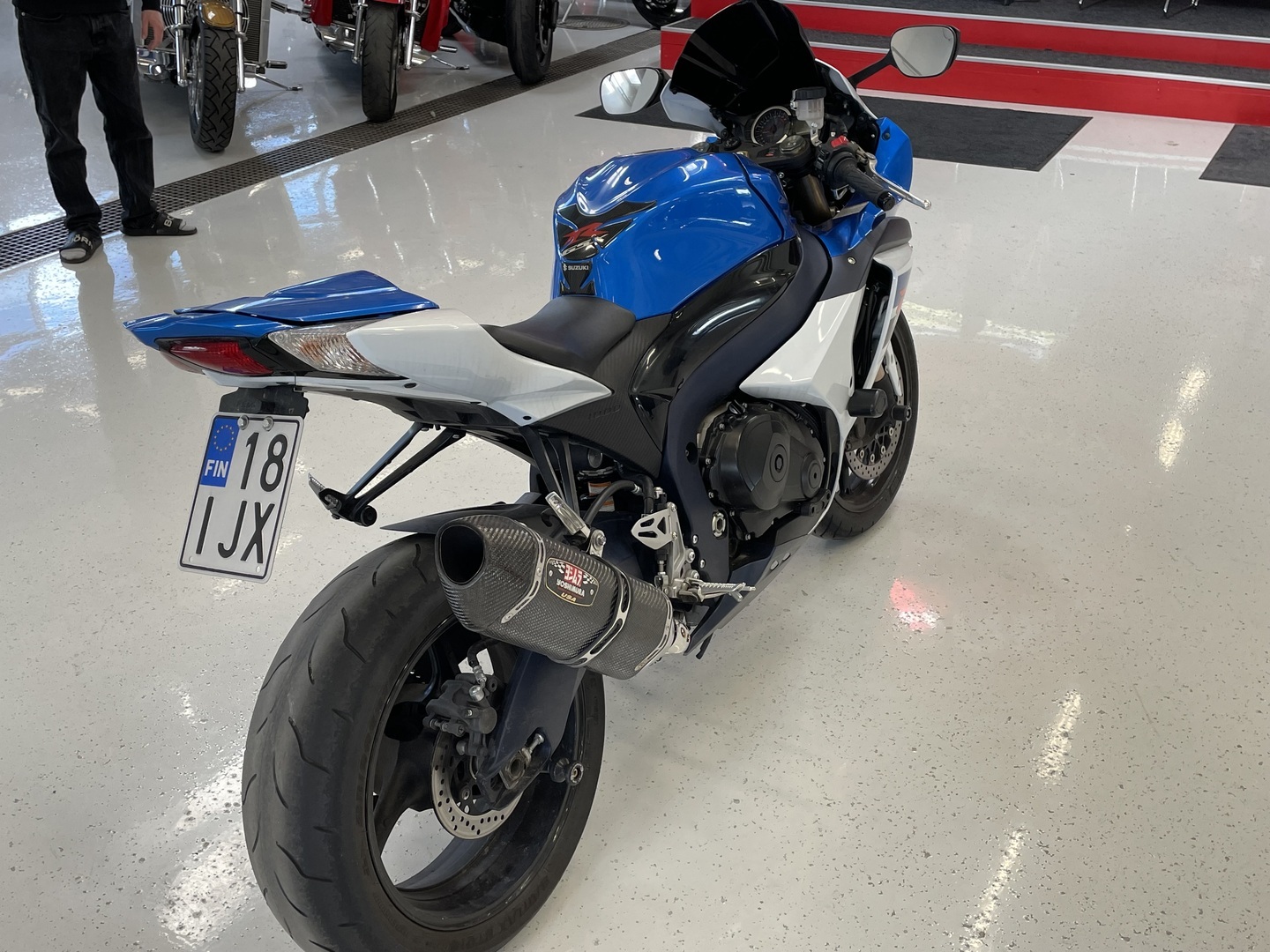 Suzuki - GSX-R - 1000 // Yoshimura / Huoltokrija / Ducktail // - Moottoripyörä