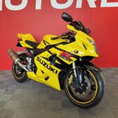 Suzuki - GSX-R - 600 // Juuri saapunut / Akrapovic / Huoltokirja / Uudet renkaat / Suomi-pyörä // - Moottoripyörä