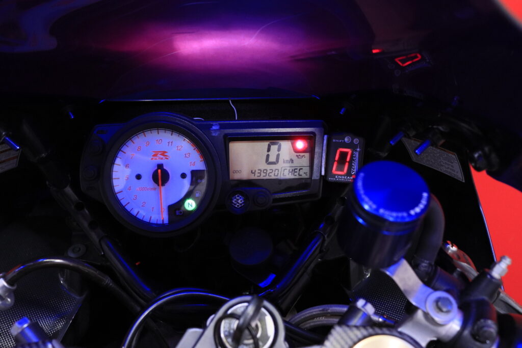 Suzuki - GSX-R - 1000 // Slipari / Ducktail / Uudet renkaat / Suzuki - GSX-R - 1000 // Slipari / Ducktail / Uudet renkaat / - Moottoripyörä