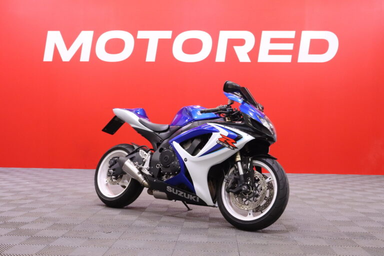 Suzuki - GSX-R - 600 // Yoshimura Slipari / Shifter / Suomi-Pyörä // - Moottoripyörä