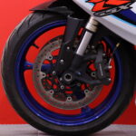 Suzuki - GSX-R - 600 // Suomi-pyörä / Ohjausiskunvaimennin / 2x-avain // - Moottoripyörä