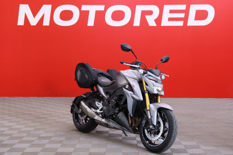 Suzuki - GSX-S - 1000A // Juuri saapunut! / Suomi-pyörä / Huoltokirja / TC / ABS / Laukut // - Moottoripyörä