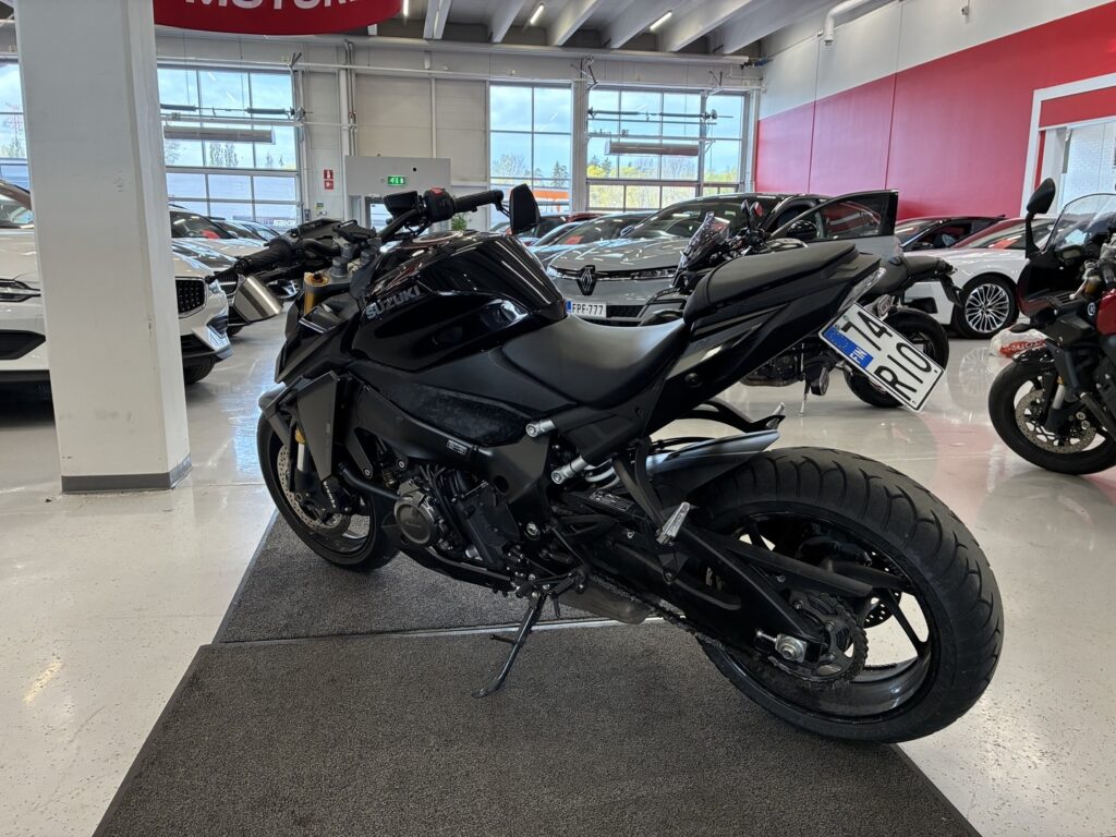 Suzuki - GSX-S - 1000 // Juuri saapunut! / Suomi-pyörä // Suzuki - GSX-S - 1000 // Juuri saapunut! / Suomi-pyörä // - Moottoripyörä