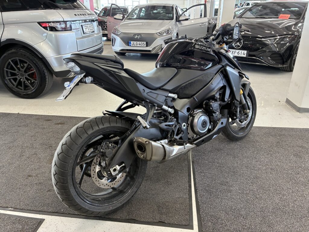 Suzuki - GSX-S - 1000 // Juuri saapunut! / Suomi-pyörä // Suzuki - GSX-S - 1000 // Juuri saapunut! / Suomi-pyörä // - Moottoripyörä