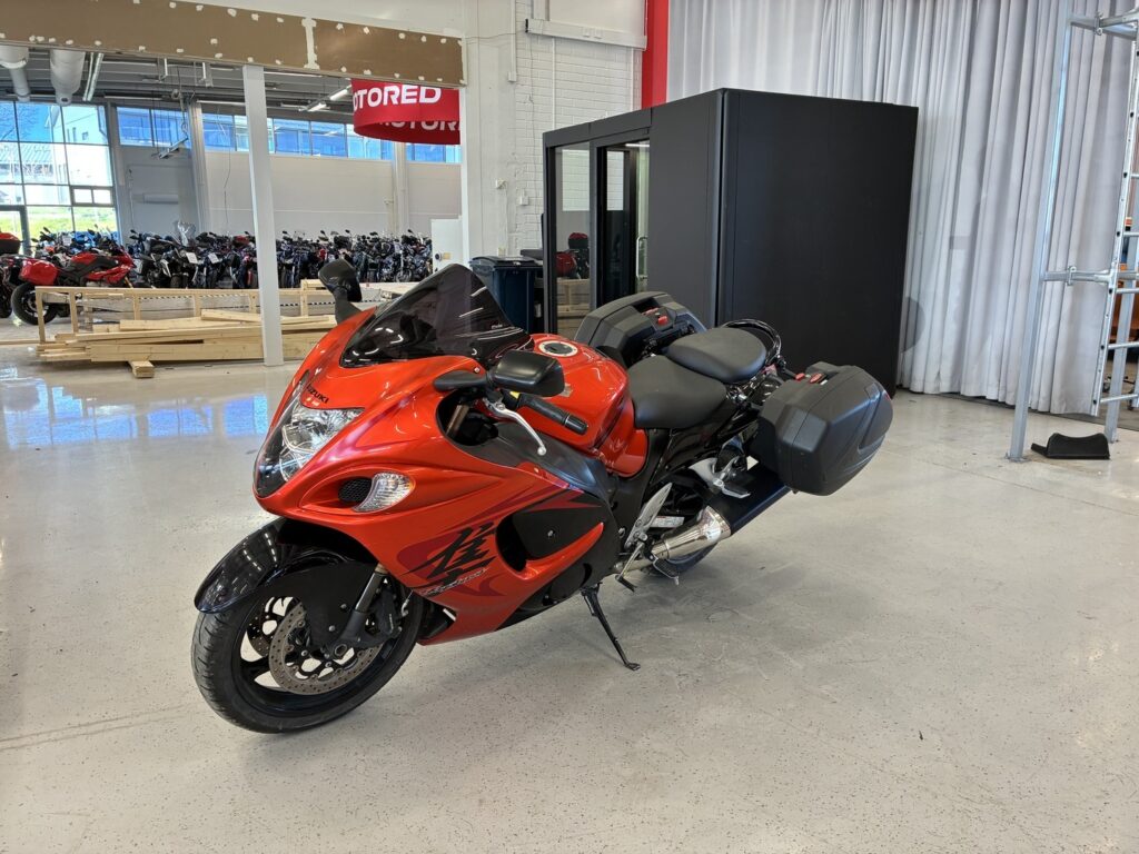 Suzuki - GSX - 1300R Hayabusa // Juuri saapunut / Suomi-pyörä / Laukut // Suzuki - GSX - 1300R Hayabusa // Juuri saapunut / Suomi-pyörä / Laukut // - Moottoripyörä