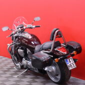 Suzuki - INTRUDER - M1800R // Suomi-pyörä / Huoltokirja / Sissybar / Kaatumaraudat / 2x laukut // - Moottoripyörä