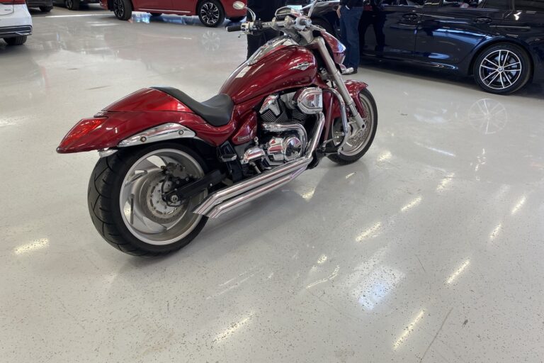 Suzuki - INTRUDER - M1800R // Hooker putkisto / Supercharger / LED / Powercommander // - Moottoripyörä