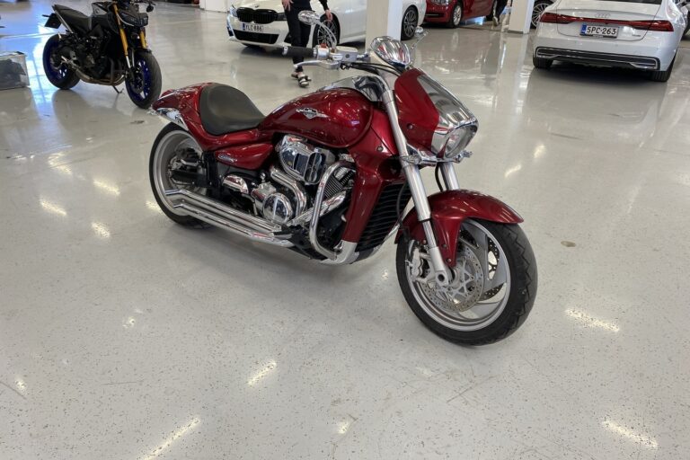 Suzuki - INTRUDER - M1800R // Hooker putkisto / Supercharger / LED / Powercommander // - Moottoripyörä