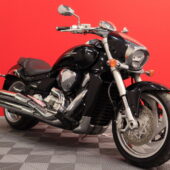 Suzuki - INTRUDER - M1800R // 1. Om. Suomi-pyörä / Ducktail / Kotiintoimitus! // - Moottoripyörä