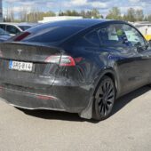 Tesla - Model Y - Performance - Maastoauto