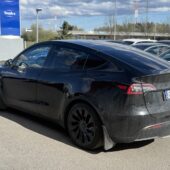 Tesla - Model Y - Performance - Maastoauto