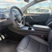 Tesla - Model Y - Performance - Maastoauto