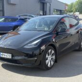 Tesla - Model Y - Long Range - Maastoauto