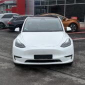 Tesla - Model Y - Long Range AWD // Koukku / Autopilot / Premium Audio / Lasikatto / Kamera / ILP // - Maastoauto