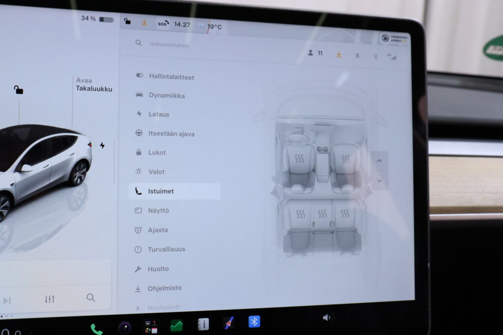tuotekuva-Tesla-Model-Y-RXT-527-2026-05-22-150004-23 tuotekuva-Tesla-Model-Y-RXT-527-2026-05-22-150004-23