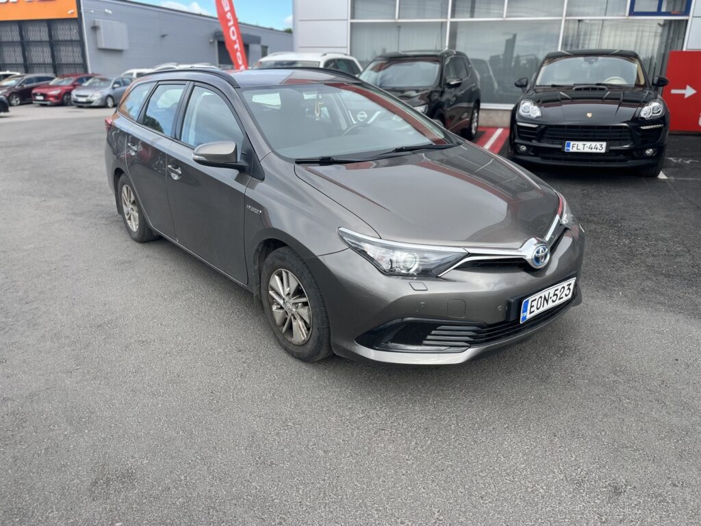 Toyota - Auris - Touring Sports 1,8 Hybrid Edition Toyota - Auris - Touring Sports 1,8 Hybrid Edition - Farmari