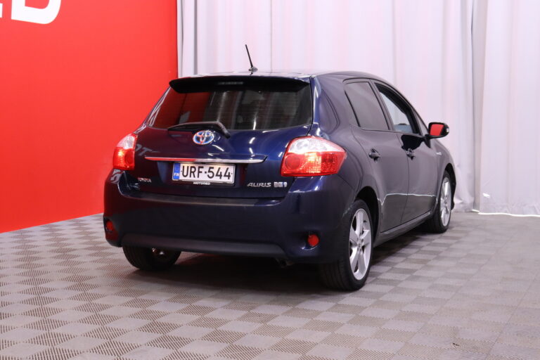 Toyota - Auris - 1,8 HSD Linea Sol Plus // Vakkari / Peruutuskamera / Ilmastointi / Aluvanteet / 2x renkaat // - Viistoperä
