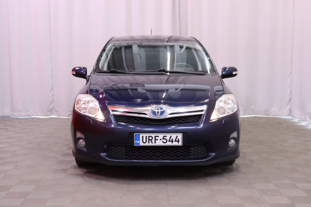 Toyota - Auris - 1,8 HSD Linea Sol Plus // Vakkari / Peruutuskamera / Ilmastointi / Aluvanteet / 2x renkaat // Toyota - Auris - 1,8 HSD Linea Sol Plus // Vakkari / Peruutuskamera / Ilmastointi / Aluvanteet / 2x renkaat // - Viistoperä
