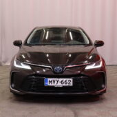 Toyota - Corolla - Sedan 1,8 Hybrid Style // ACC / Puolinahka / Navi / Keyless / Kamera / Led // - Sedan