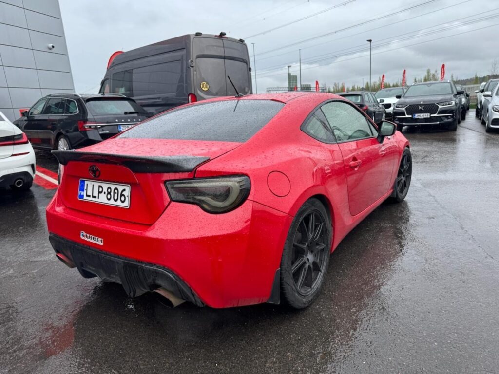 Toyota - GT86 - 2,0 Boxer M/T Toyota - GT86 - 2,0 Boxer M/T - Coupe