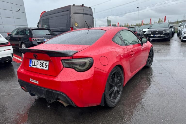 Toyota - GT86 - 2,0 Boxer M/T - Coupe