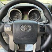 Toyota - Land Cruiser - 3,0 D-4D DPF Luxury aut. 5h // Webasto / Nahkasisusta / Mutarenkaat / Iso näyttö / Vetokoukku / Vakkari - Farmari