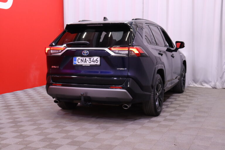 Toyota - RAV4 - 2,5 Hybrid AWD-i Style / 1-om Suomi-auto / ACC / LTA kaistavahti / Koukku / Lohkolämmitin / - Maastoauto