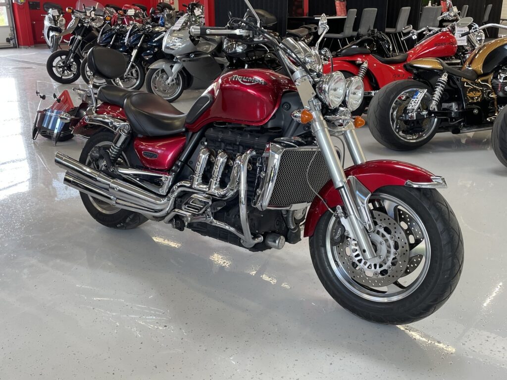 Triumph - ROCKET III - Classic * 2x laukut, Suomi-pyörä, paremmat kuvat tulossa * - Moottoripyörä
