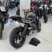 Triumph - STREET TRIPLE - 765 RS // Juuri tullut! / Öhlins / Sifter / Huoltokirja / Suomi-pyörä // - Moottoripyörä