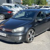 Volkswagen - GOLF - GTI 2,0 155 kW (210hv) // Top-Sport varustelu / Sport-alusta / Sporttipenkit / P. tutkat / Ilmastointi / Sporttiratti // - Viistoperä