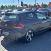 Volkswagen - GOLF - GTI 2,0 155 kW (210hv) // Top-Sport varustelu / Sport-alusta / Sporttipenkit / P. tutkat / Ilmastointi / Sporttiratti // - Viistoperä