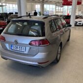 Volkswagen - Golf - Variant Comfortline 1,4 TGI 81 kW (110 hv) BLUEMOTION DSG-automaatti - Farmari