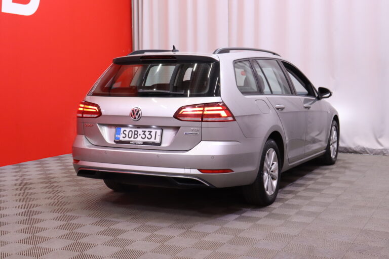 Volkswagen - Golf - Variant Comfortline 1,4 TGI 81 kW (110 hv) BLUEMOTION DSG-automaatti // Suomi-Auto / Webasto / ACC / P.Kamera // - Farmari