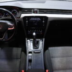 Volkswagen - Passat - Variant Style Business 2,0 TDI EVO SCR 110 kW DSG-automaatti / 1.Om Suomi-auto / Webasto / Jakopää tehty! / ACC / Vetokoukku / - Farmari