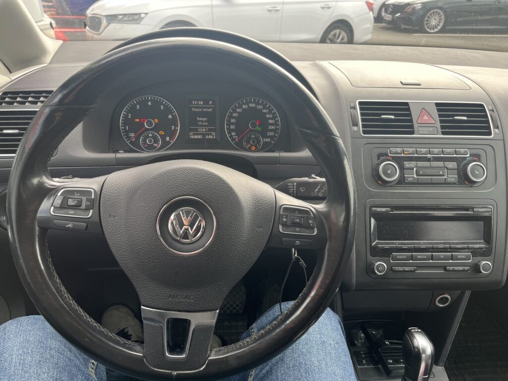Volkswagen - Touran - Comfortline 1,4 TSI 103 kW (140 hv) DSG-automaatti Volkswagen - Touran - Comfortline 1,4 TSI 103 kW (140 hv) DSG-automaatti - Tila-auto