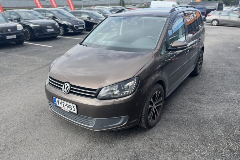 Volkswagen - Touran - Comfortline 1,4 TSI 103 kW (140 hv) DSG-automaatti - Tila-auto